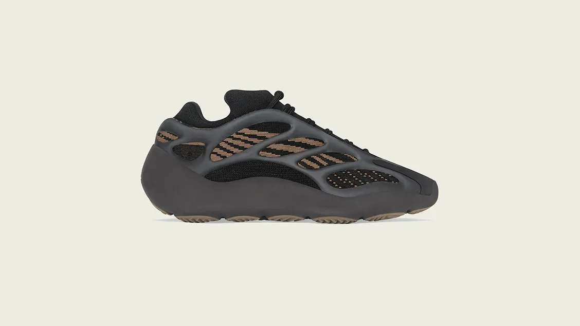 adidas YEEZY 700 V3 CLAY BROWN